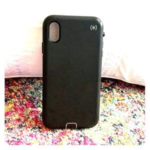 iPhone XS Max speck case 🖤